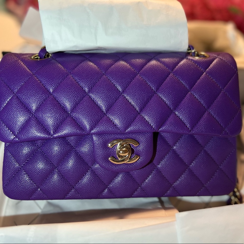 🩷SOLD🩷Chanel 22A classic small flap